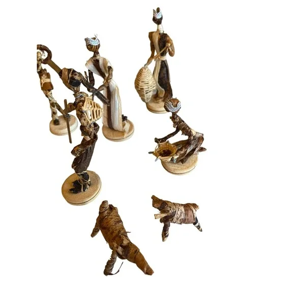 Primitive Nativity Set  Corn Husk Twig  Folk Art Figures Holy Family Christmas - Picture 3 of 11